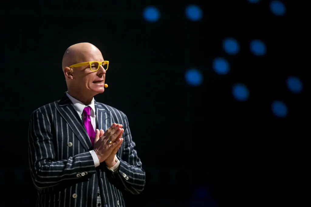 Frank Astor NEXT LEVEL SPEAKERS Erfolgsgestalter, Coach, Trainer, Visionaer und Keynote Speaker fuer Digitalisierung und KI