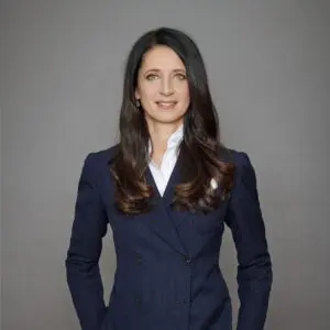 Marianne Heiss NEXT LEVEL SPEAKERS Leading supervisory board member Keynote speaker on transformation and leadership