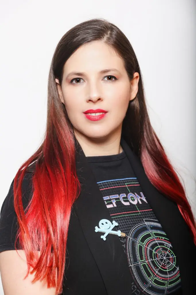 Keren Elazari Next Level Speakers Expert Cybersecurity, Author & Researcher