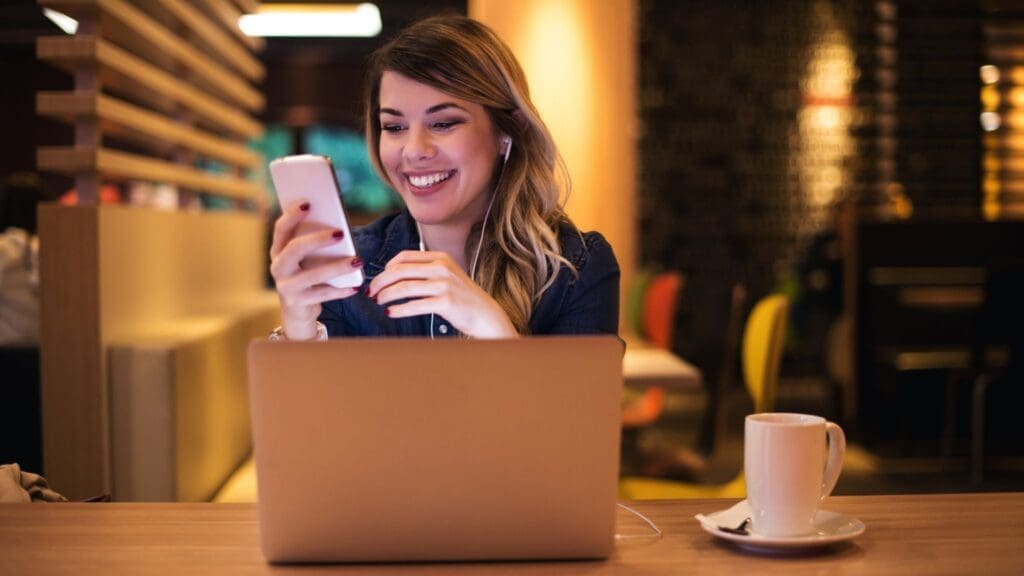 Service Social Media Advanced - NEXT LEVEL SPEAKERS