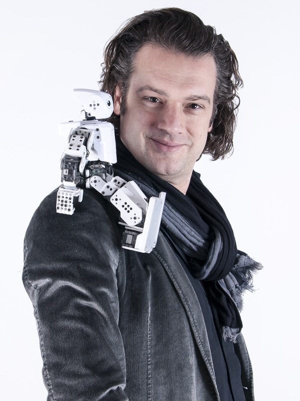 Nils Mueller Next Level Speakers Futurist, Founder & CEO TRENDONE